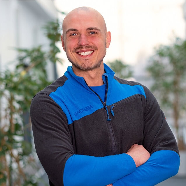 Servicetechniker bei AVACOMM